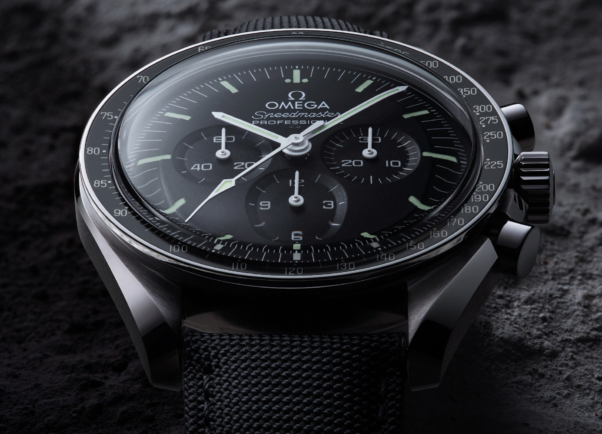 FIRST LOOKS Omega Speedmaster Professional 3861 Moonwatch Reviewed FIRST LOOKS Omega Speedmaster Professional 3861 Moonwatch Reviewed