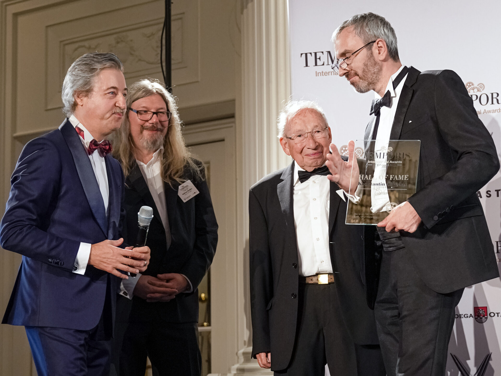 Konstantin Chaykin Inducted Into Temporis Hall Of Fame 2 03 at the temporis awards ceremon